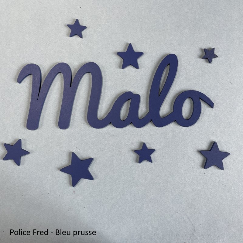 Grand prénom en bois peint, police Fred. à partir de :