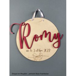 Médaillon rond en bois personnalisé,  Prénom et date de Naissance Bois et prénom peint
