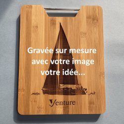 Entièrement personnalisée, Planche en Bambou, 32.5X25 cm, gravée avec votre photo ou votre image, planche charcuterie, fromage