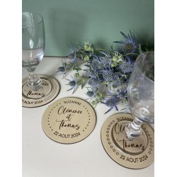 Sous Verre 3 personnalisations : nom des mariés, date du mariage et prénom de l'invité (modèle Clem)