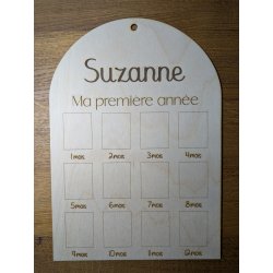 Cadre Photos bébé, Ma première année, panneau de bois gravé au prénom