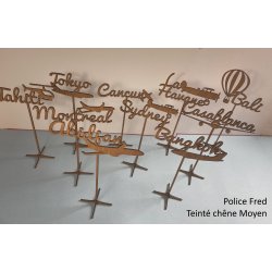 Nom de table Personnalisé avec un Avion, en Bois, sur Support
