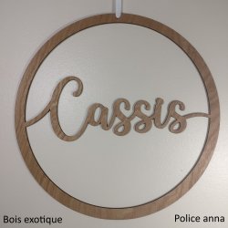 Couronne avec Un prénom, Bois