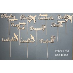 Nom de table Personnalisé avec un Avion, en Bois, sur pic ou support