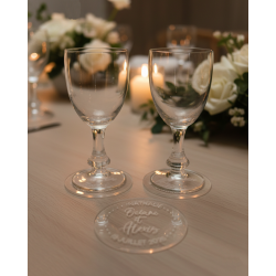 Sous Verre plexiglas 3 personnalisations : nom des mariés, date du mariage et prénom de l'invité (modèle Clem)
