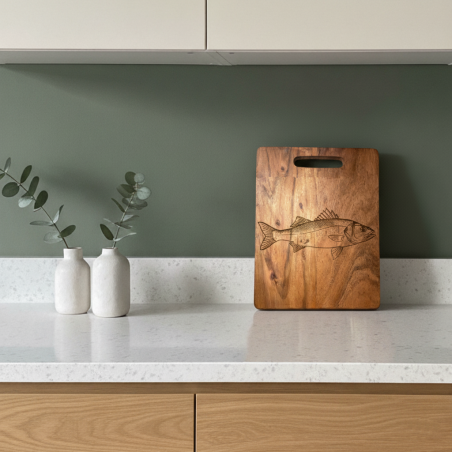 Planche en Acacia, gravée poissons "Le Bar".