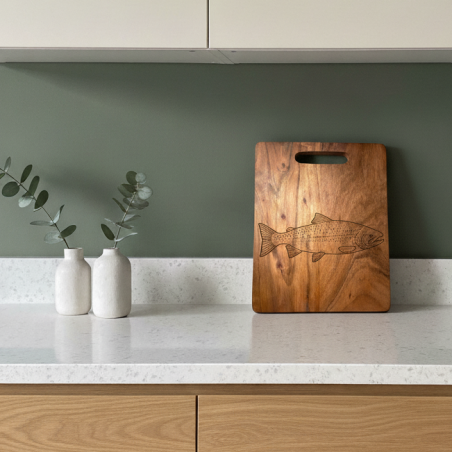 Planche en Acacia, gravée poissons "La Truite".