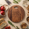 Planche en acacia gravée – Famille Zéro Déchet