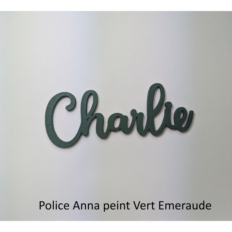 Grand prénom en bois peint, police Anna, à partir de :