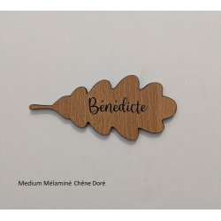 Feuille,  Marque Place en bois gravé.