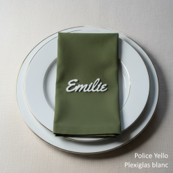 Prénom, marque place, en Plexi Blanc et Couleurs