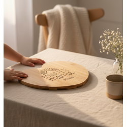 Planche en Bambou personnalisée - Cadeau Fête des Mamans ou Grands-Mères - Cœur 24x23 cm