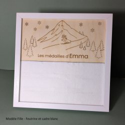 cadre porte-médailles de ski fille et garçon personnalisé au prénom