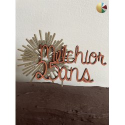 Cake Topper Anniversaire Feu d'artifice avec le prénom et l'âge, en bois medium  peint