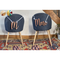 M et Mme - Mr and Mrs - Monsieur et Madame -  Décoration de chaises  pour les Mariés - Mariage.