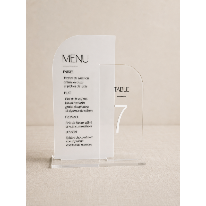 Menu et numéro en plexiglas